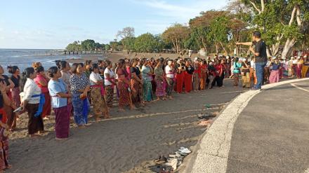 PERSIAPAN TARI LOVINA FESTIVAL